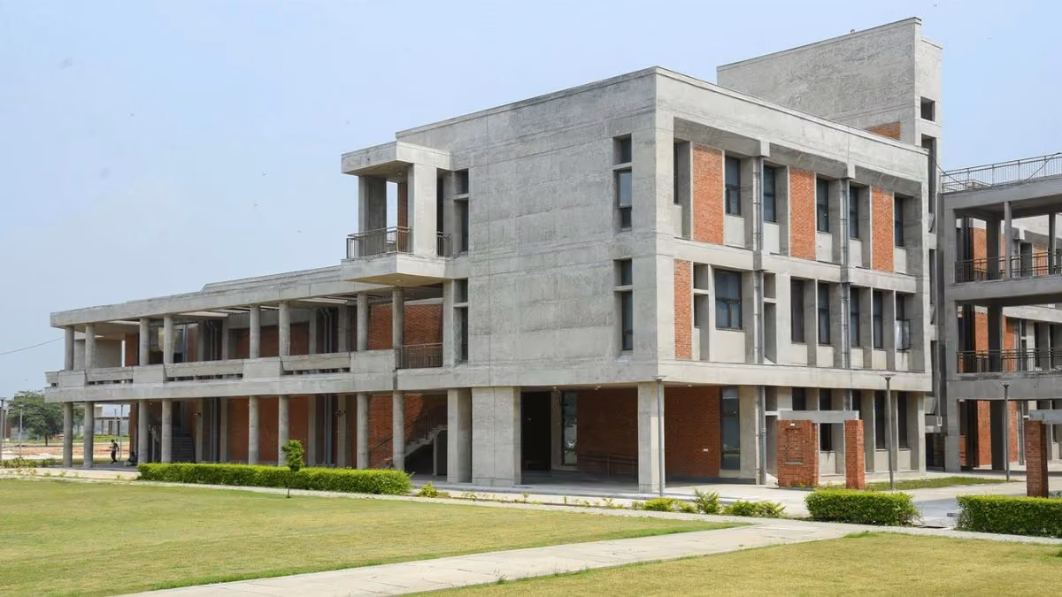 IIT Gandhinagar study finds five-fold decline in Ravi river’s surface water