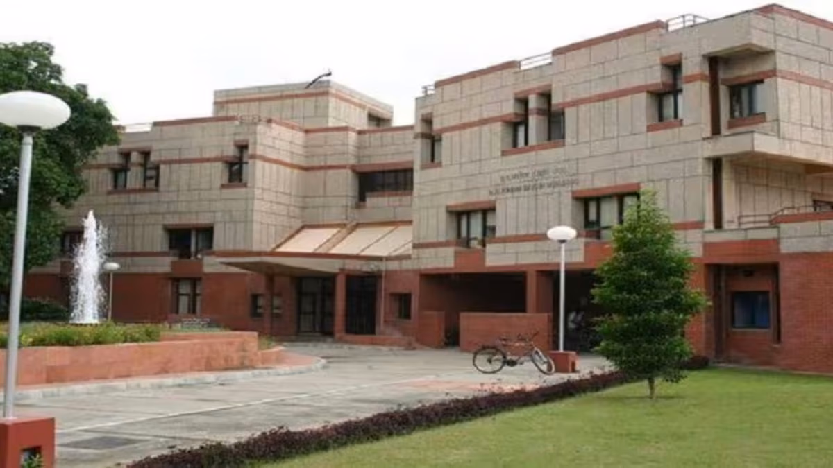 Three more IITs to offer B.Cybersecurity, hold JEE-like exam: IIT Kanpur official